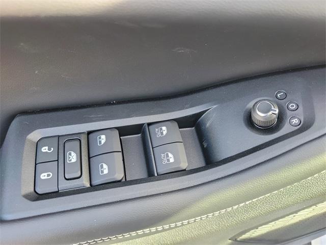 new 2025 Jeep Grand Cherokee car, priced at $48,870