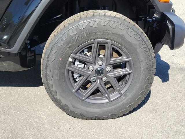 new 2026 Jeep Gladiator car, priced at $44,558