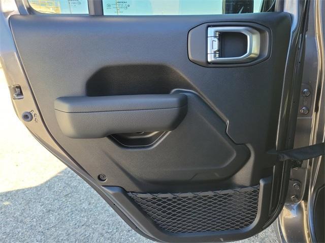 new 2026 Jeep Gladiator car, priced at $49,091