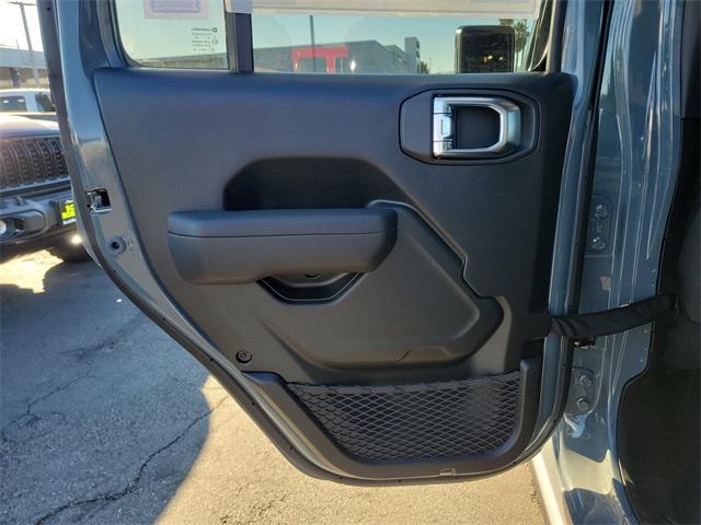 new 2026 Jeep Gladiator car, priced at $53,580