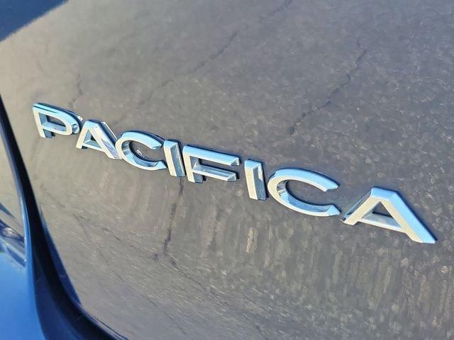 used 2017 Chrysler Pacifica Hybrid car, priced at $23,991