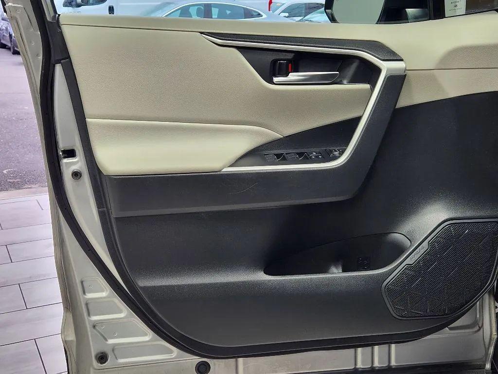 used 2022 Toyota RAV4 Hybrid car, priced at $24,999