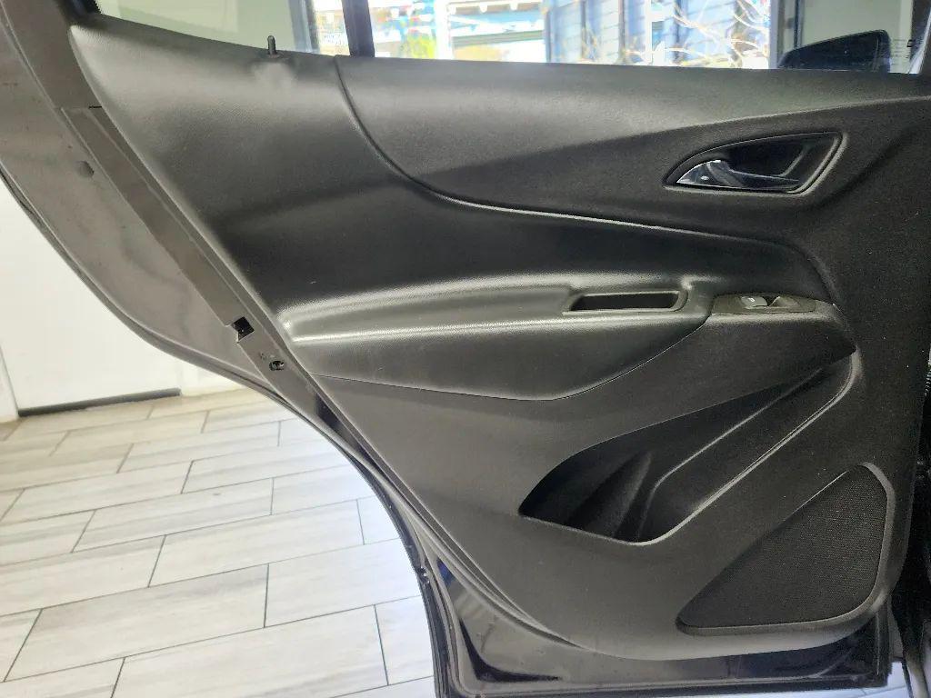 used 2024 Chevrolet Equinox car, priced at $20,999