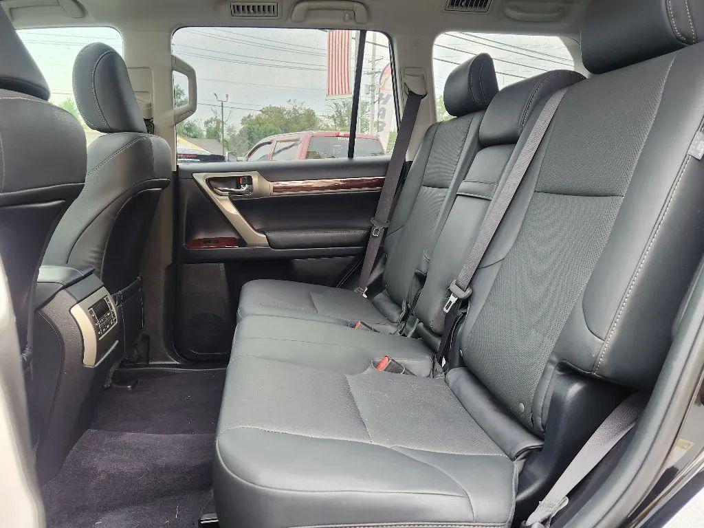 used 2019 Lexus GX 460 car, priced at $32,498