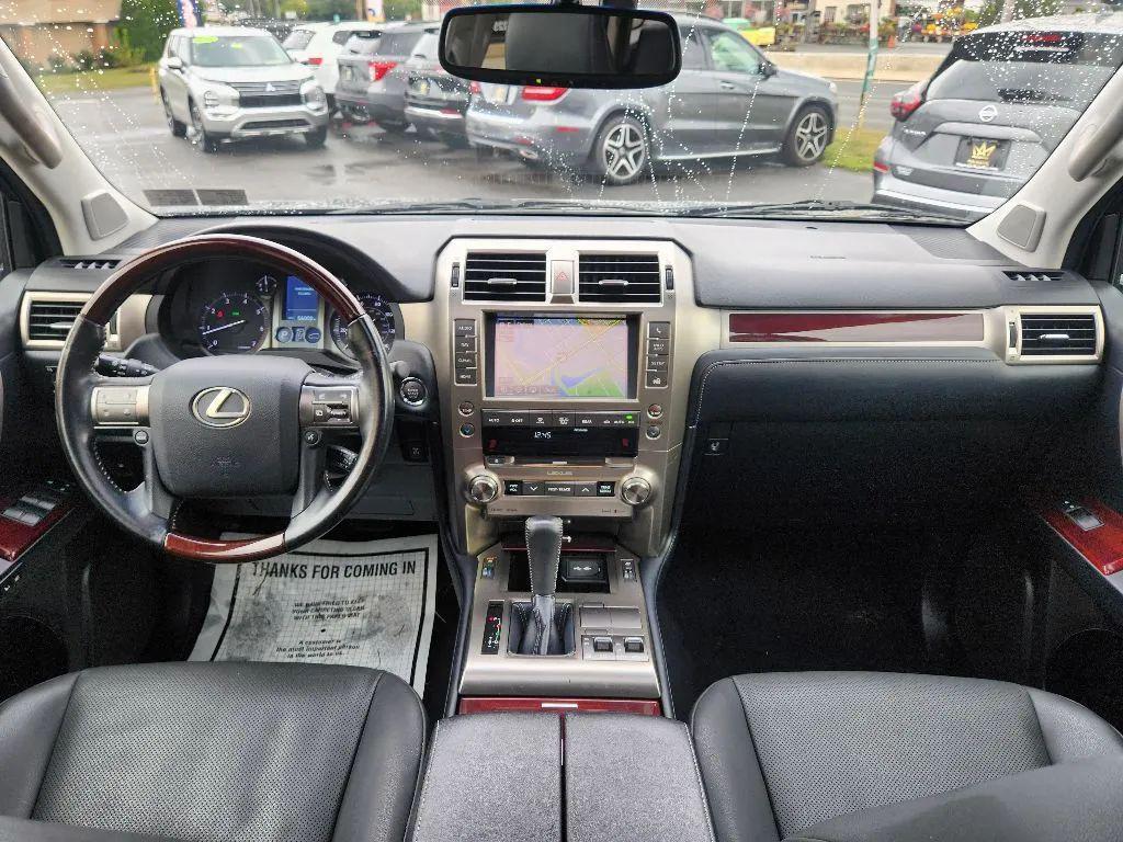used 2019 Lexus GX 460 car, priced at $32,498