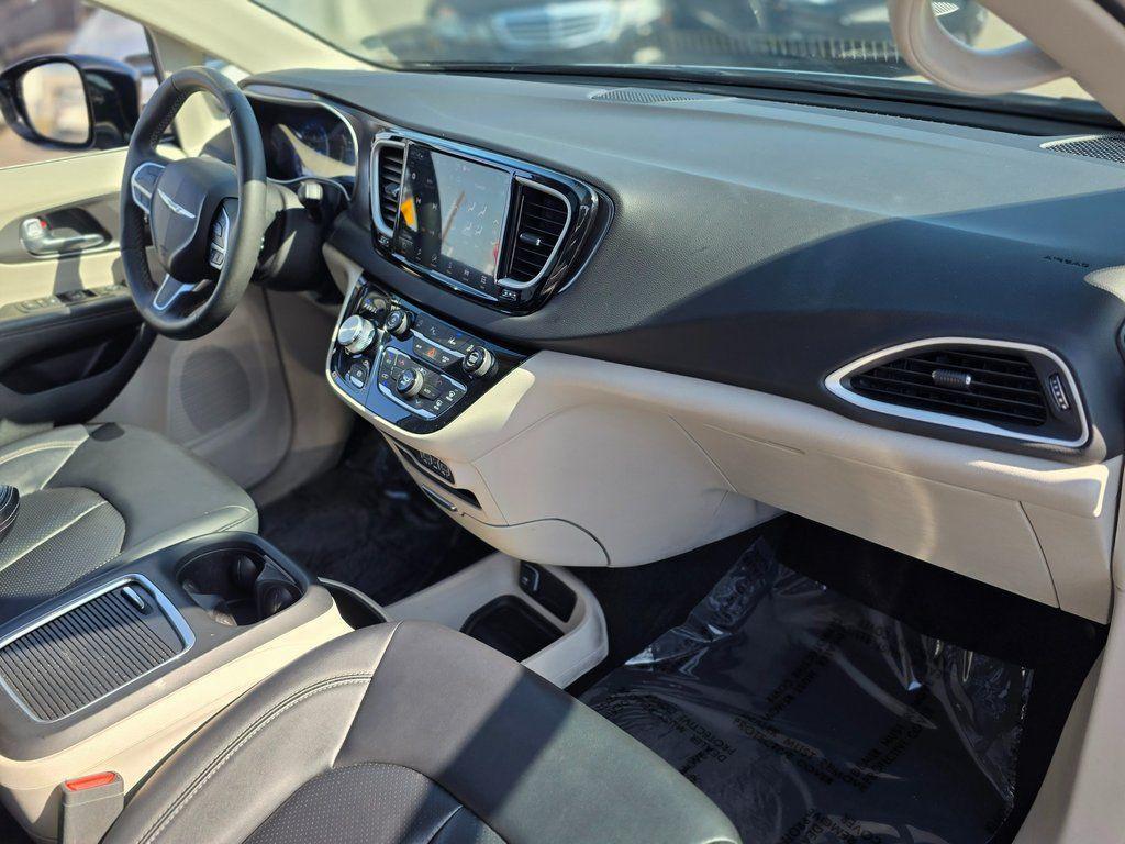 used 2024 Chrysler Pacifica car, priced at $27,995