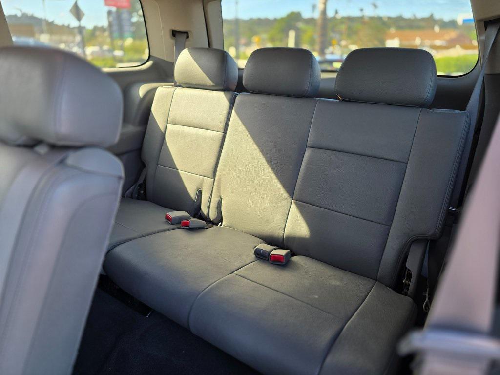 used 2006 Dodge Durango car, priced at $9,999