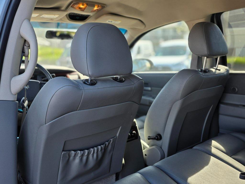used 2006 Dodge Durango car, priced at $9,999