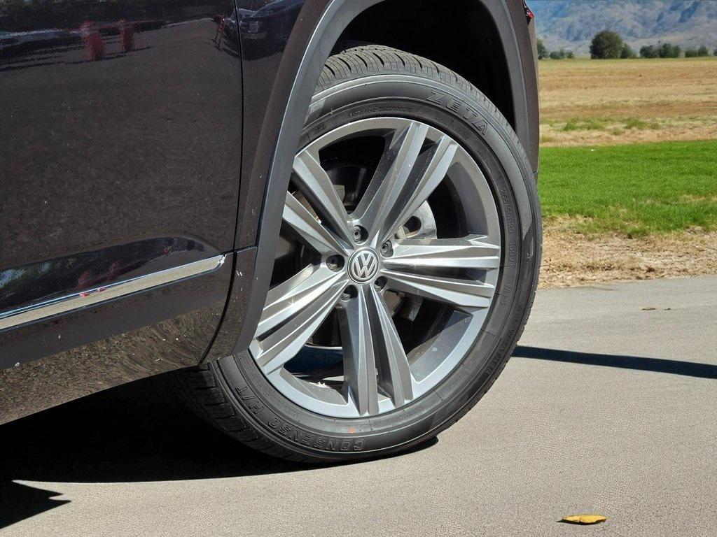 used 2018 Volkswagen Atlas car, priced at $19,999