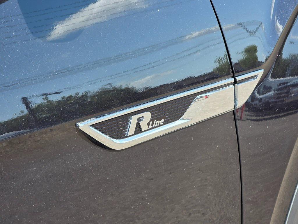 used 2018 Volkswagen Atlas car, priced at $19,999