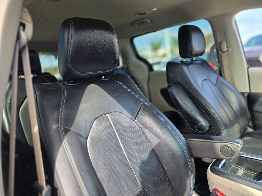 used 2021 Chrysler Pacifica car, priced at $25,997