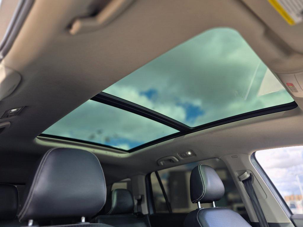 used 2021 Volkswagen Atlas car, priced at $19,999