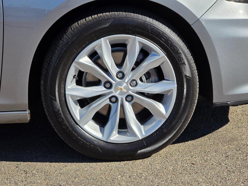used 2025 Chevrolet Malibu car, priced at $19,995