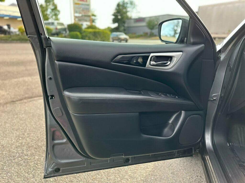 used 2020 Nissan Pathfinder car, priced at $15,880