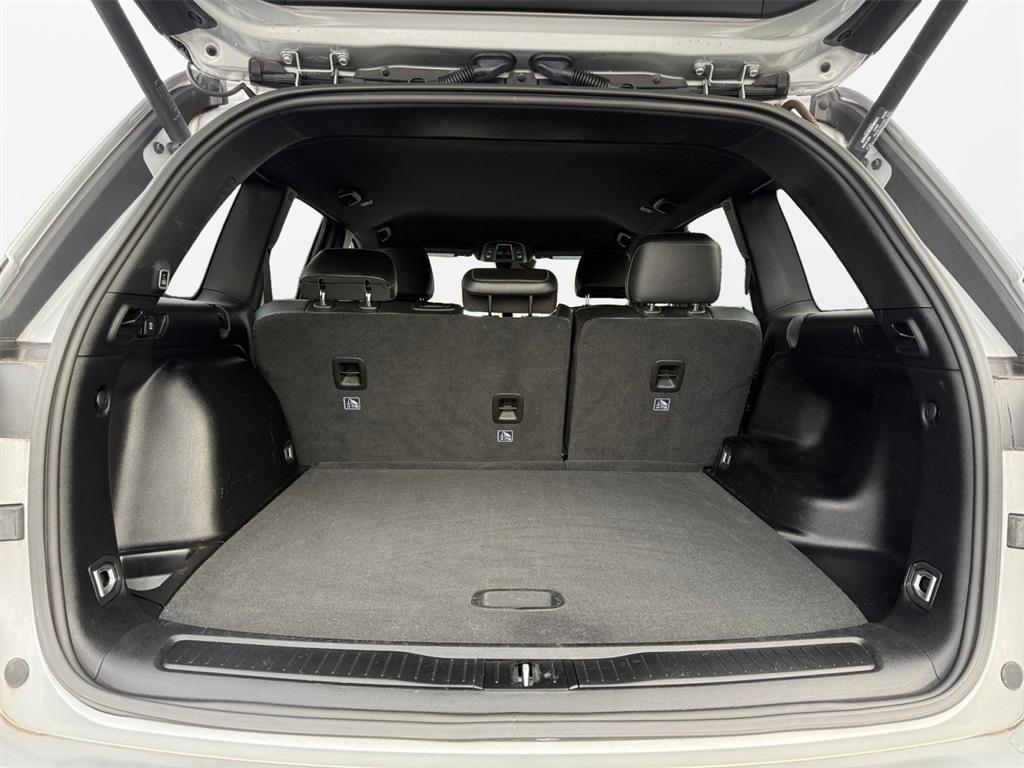 used 2023 Jeep Grand Cherokee car, priced at $28,999