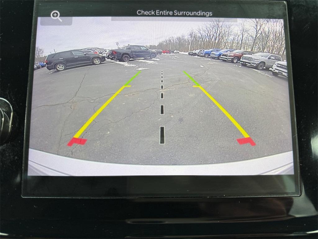 used 2023 Jeep Grand Cherokee car, priced at $28,999