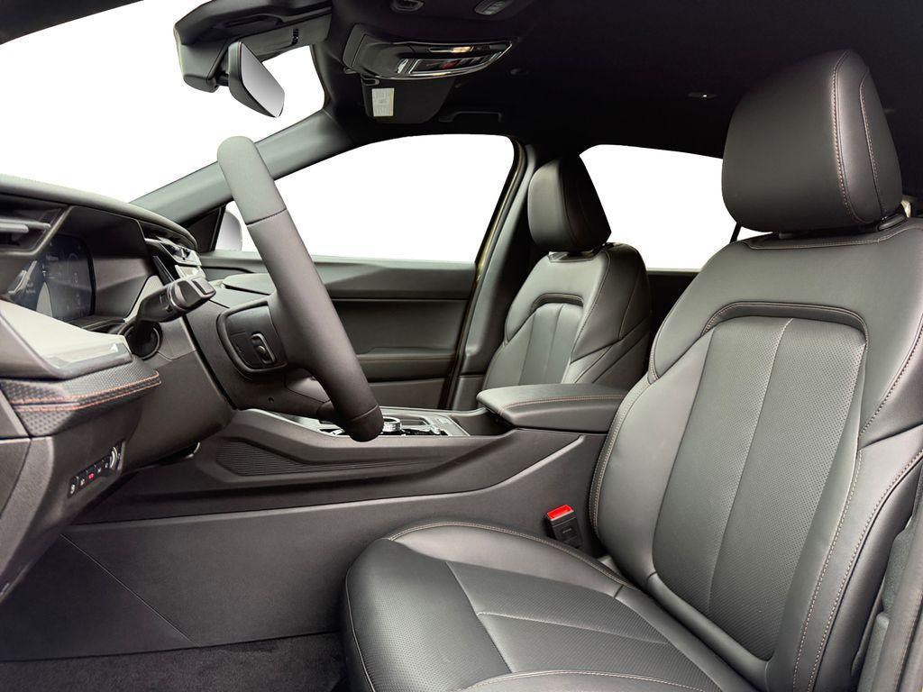 new 2026 Jeep Cherokee car, priced at $42,815