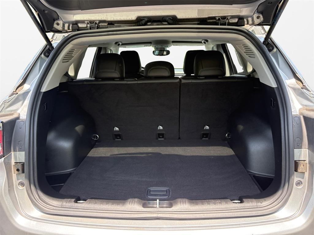 used 2022 Jeep Compass car, priced at $20,849