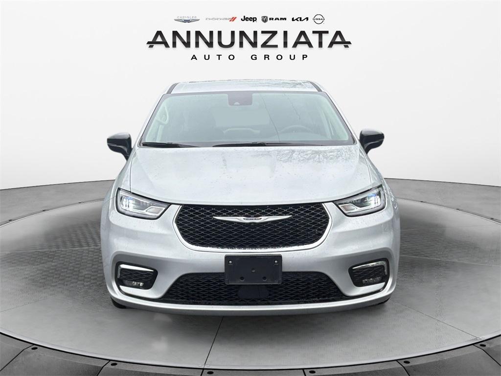 used 2024 Chrysler Pacifica car, priced at $26,499