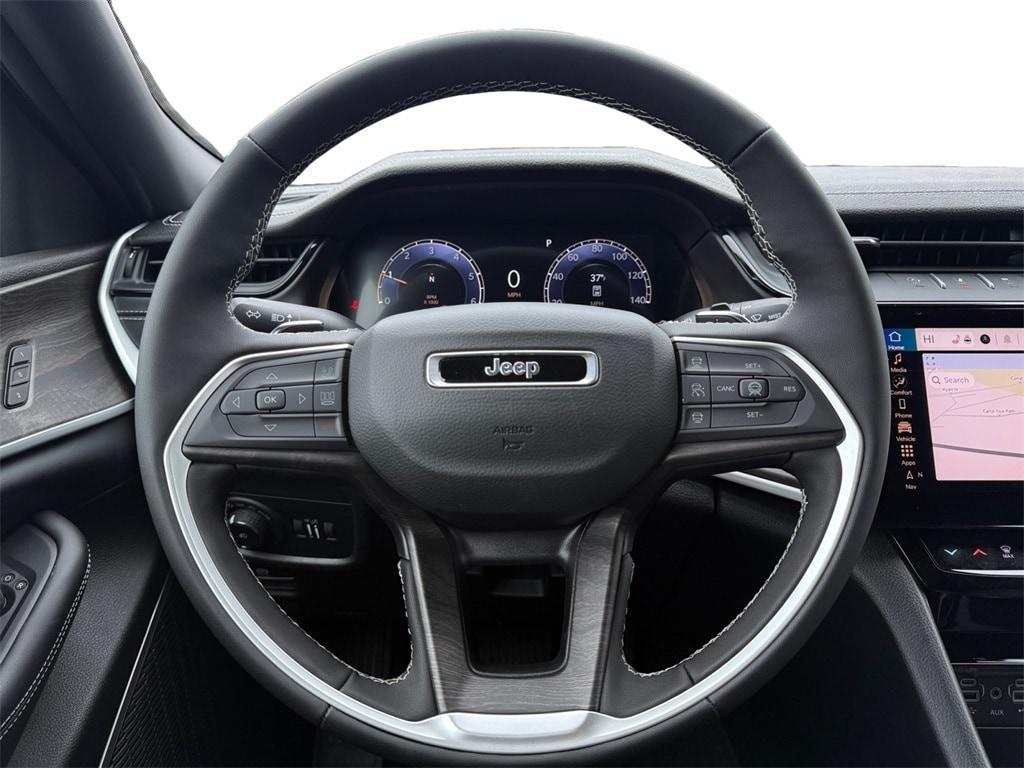 new 2026 Jeep Grand Cherokee car, priced at $50,210