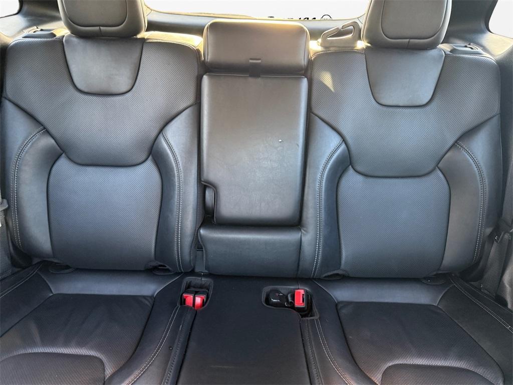 used 2023 Jeep Cherokee car, priced at $20,999