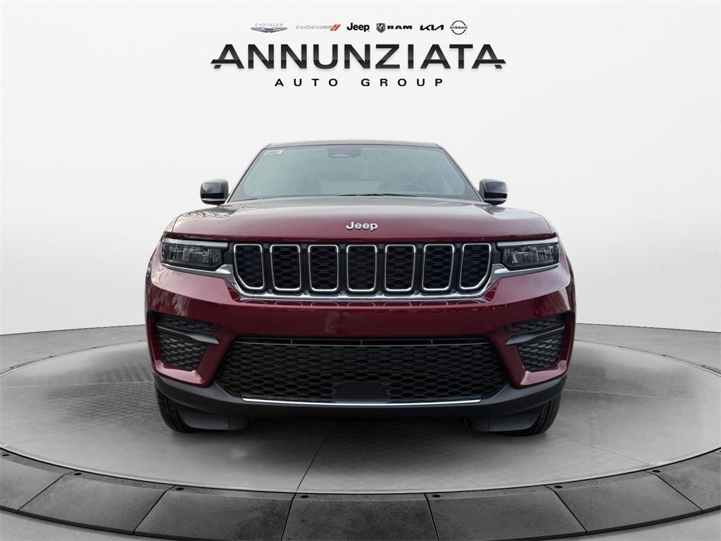 new 2025 Jeep Grand Cherokee car, priced at $40,420