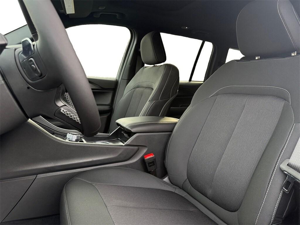 new 2025 Jeep Grand Cherokee car, priced at $40,420