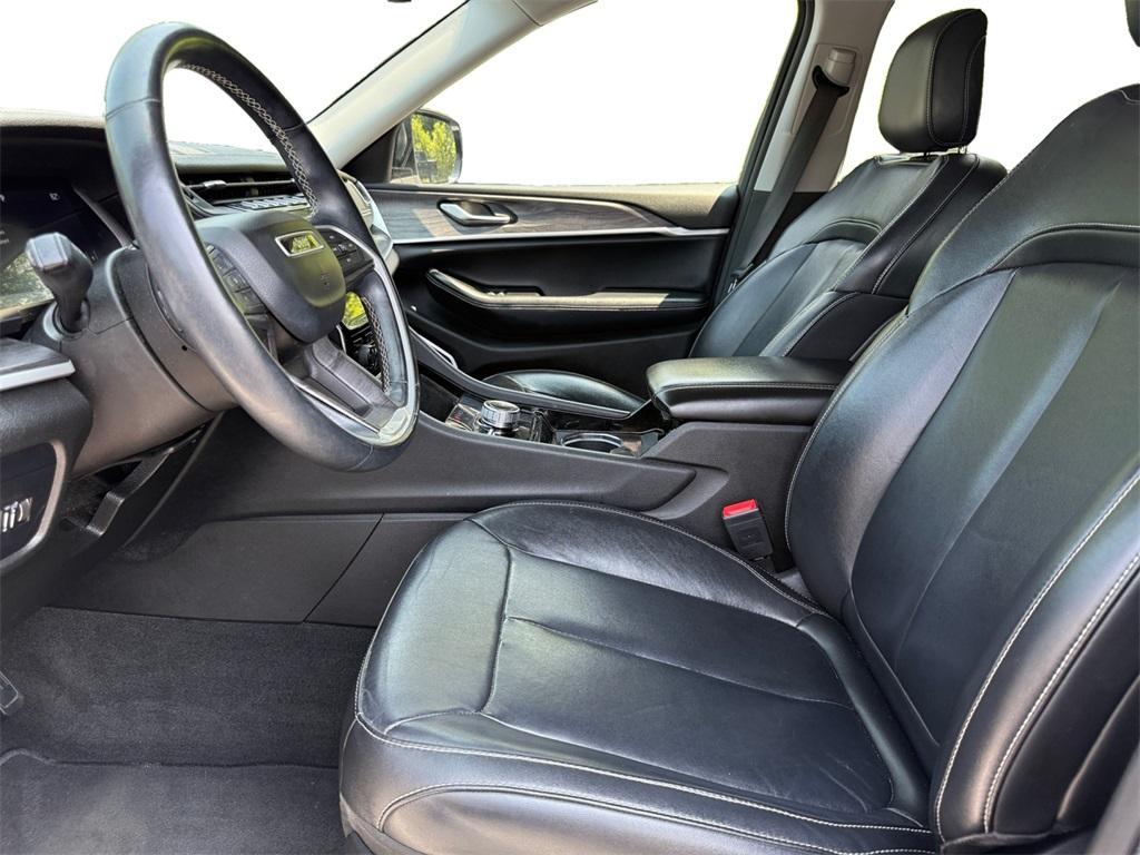 used 2021 Jeep Grand Cherokee L car, priced at $27,199