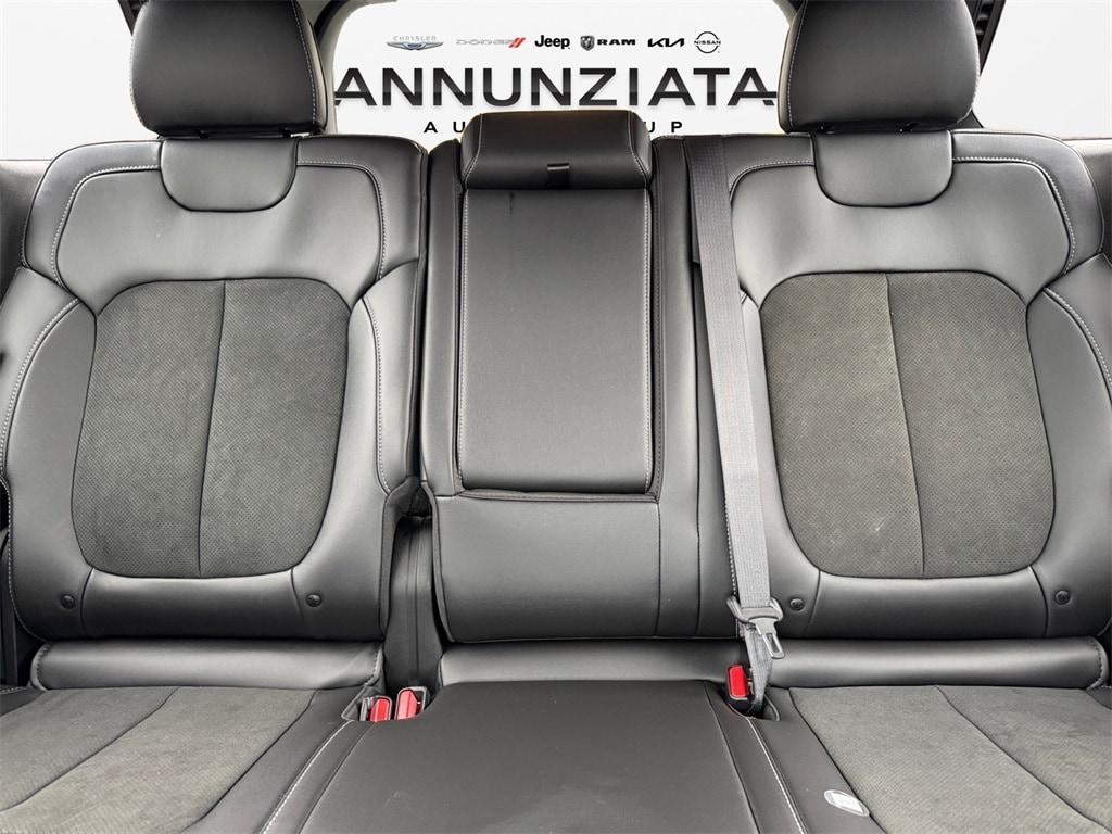 new 2026 Jeep Grand Cherokee car, priced at $48,750