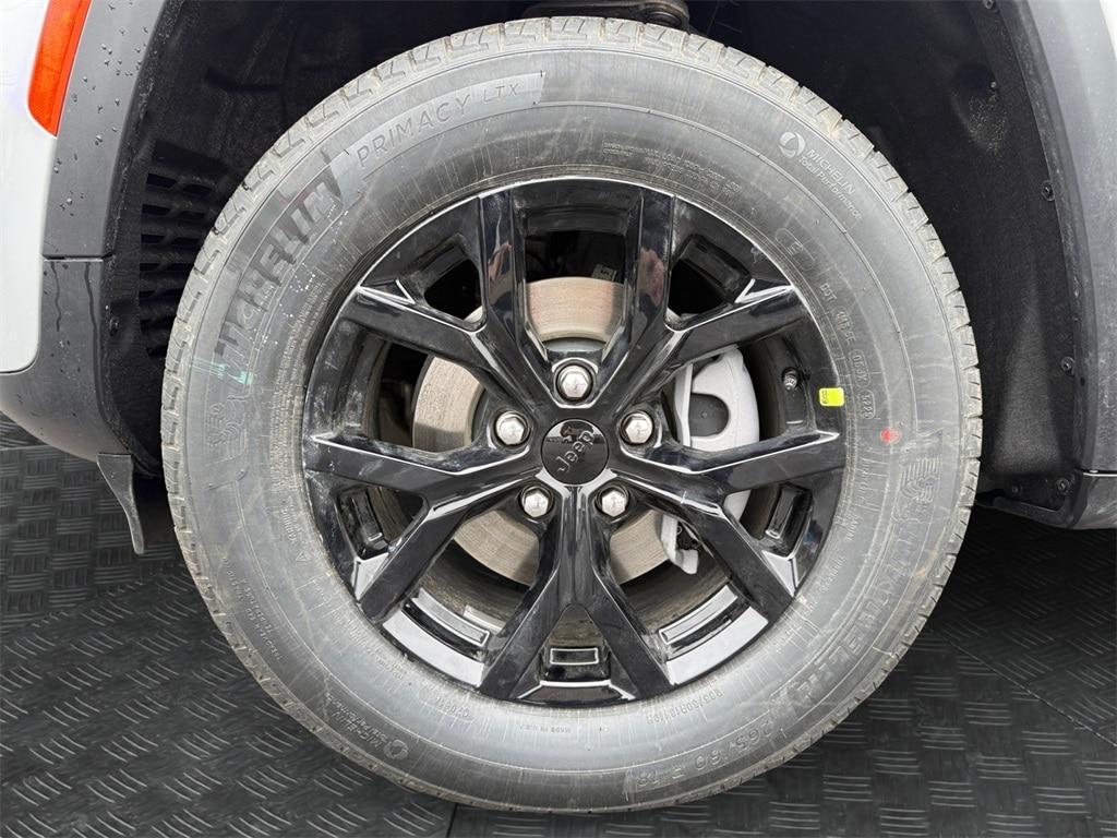 new 2026 Jeep Grand Cherokee car, priced at $48,750