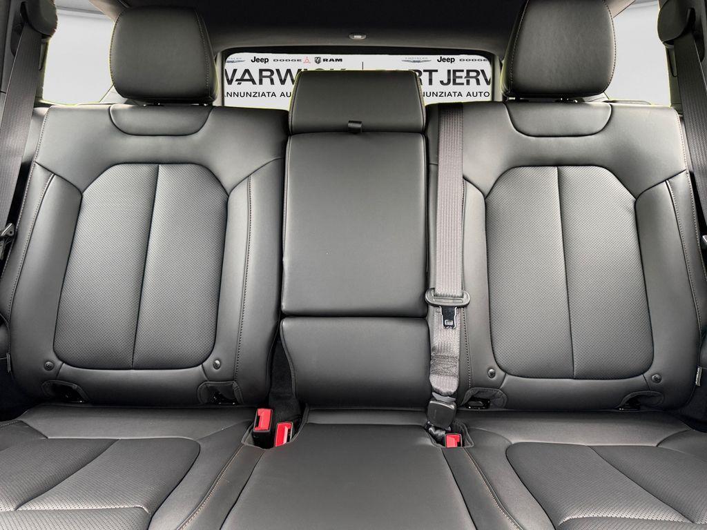 new 2026 Jeep Cherokee car, priced at $41,990