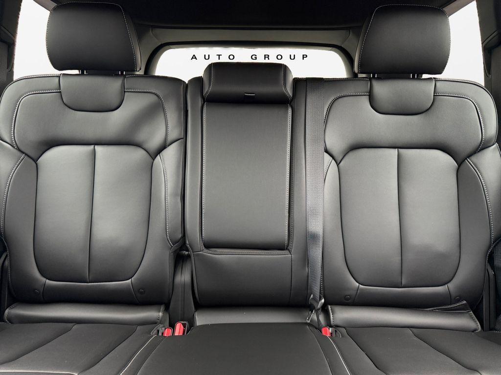 new 2026 Jeep Grand Cherokee car, priced at $50,805