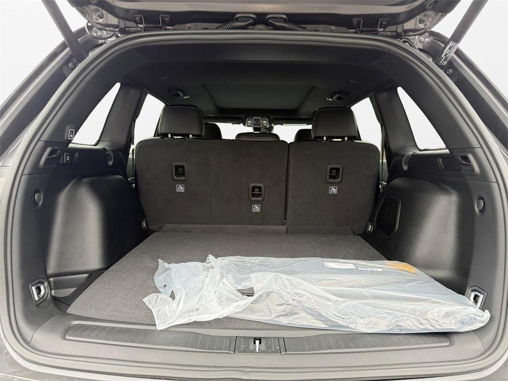 new 2026 Jeep Grand Cherokee car, priced at $50,805