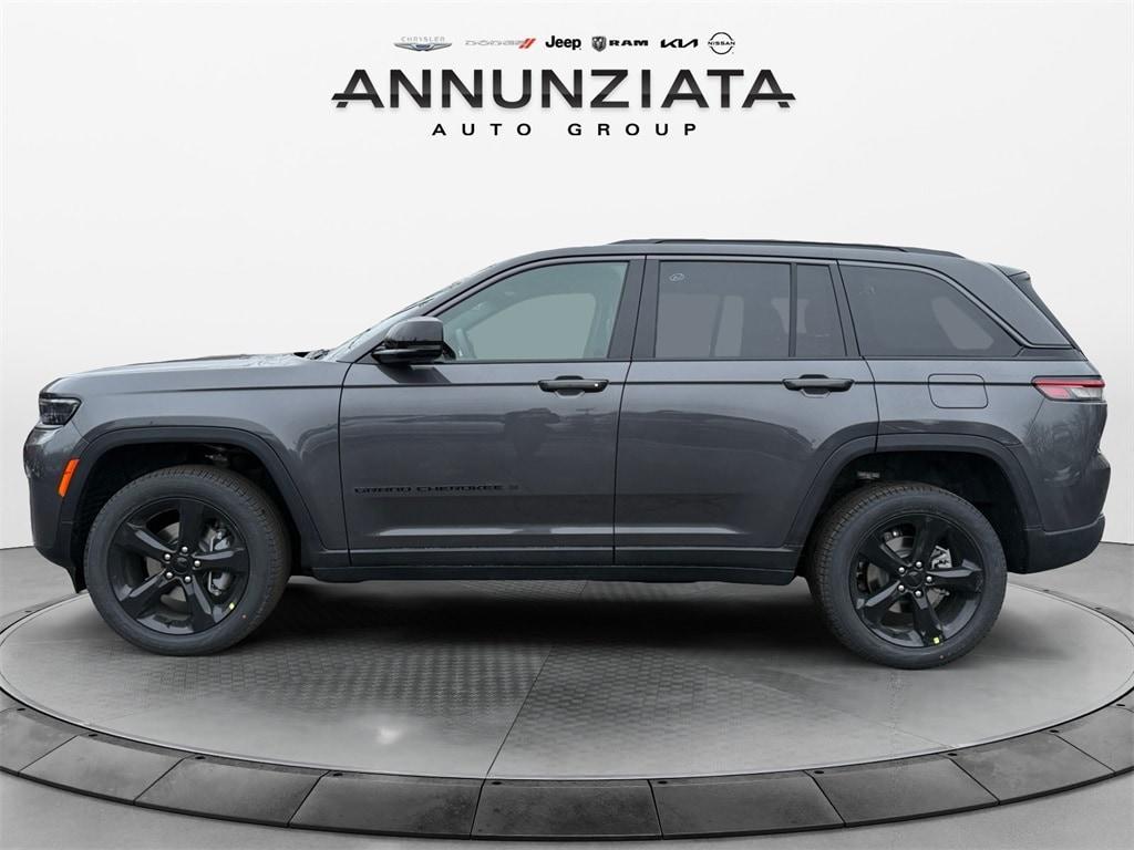 new 2026 Jeep Grand Cherokee car, priced at $50,805