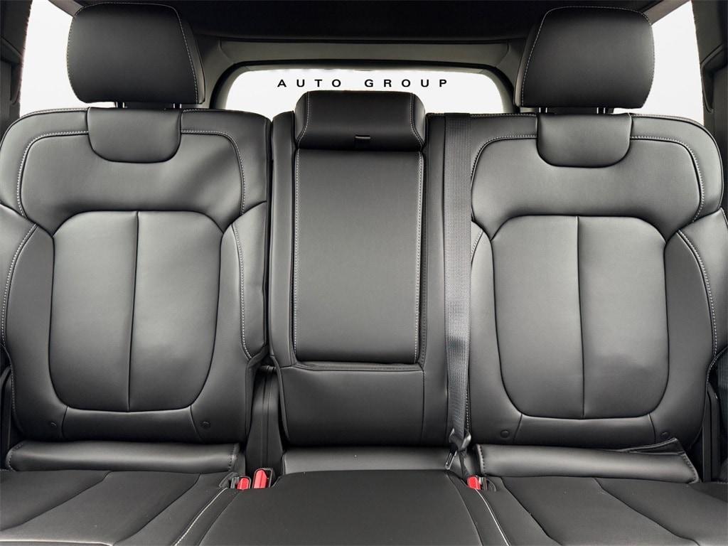 new 2026 Jeep Grand Cherokee car, priced at $50,805