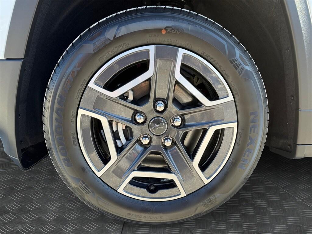 new 2026 Jeep Cherokee car, priced at $42,220