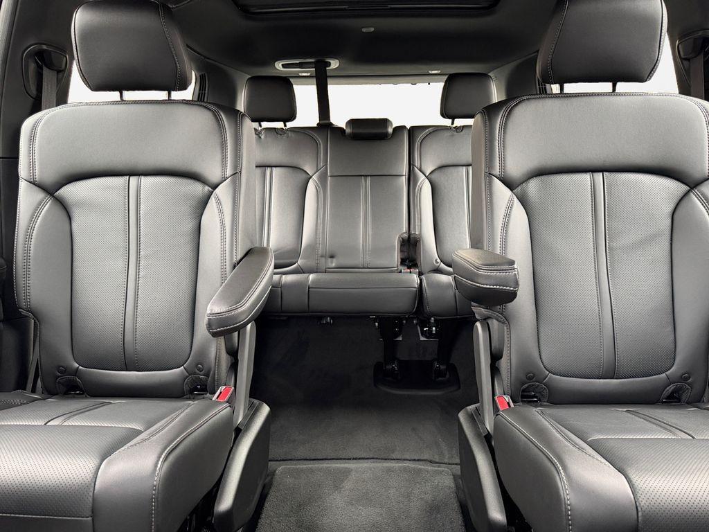 new 2026 Jeep Grand Wagoneer car, priced at $75,285