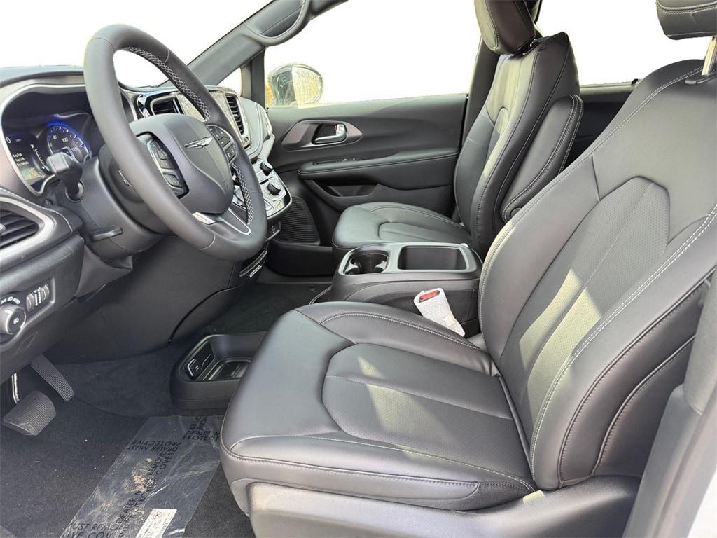 new 2026 Chrysler Pacifica car, priced at $47,790