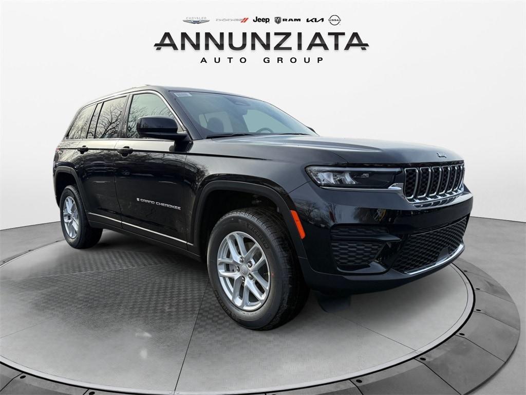 new 2025 Jeep Grand Cherokee car, priced at $41,920