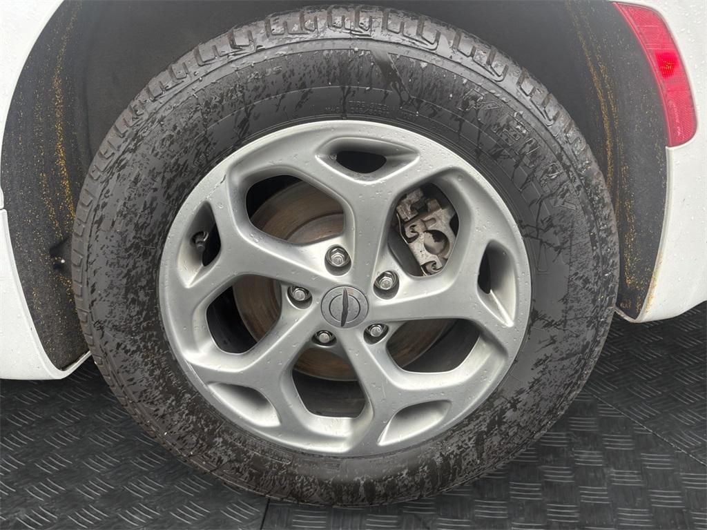 used 2023 Chrysler Pacifica car, priced at $37,199