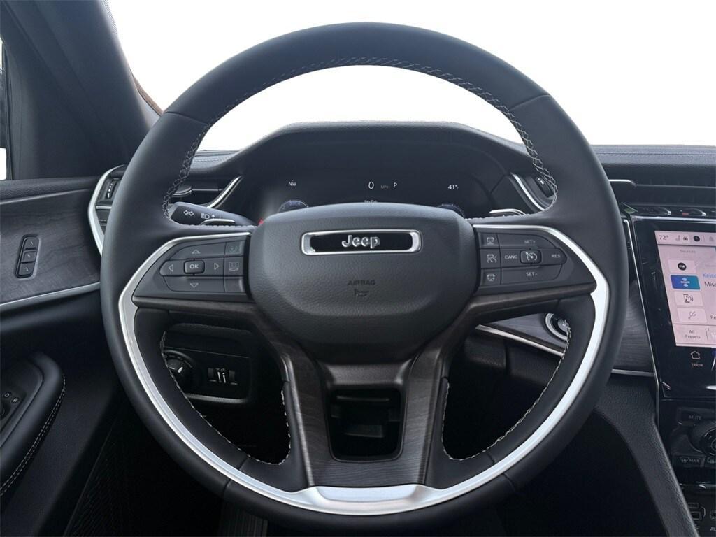 new 2025 Jeep Grand Cherokee car, priced at $49,985