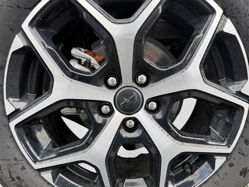 used 2025 Jeep Compass car, priced at $28,999