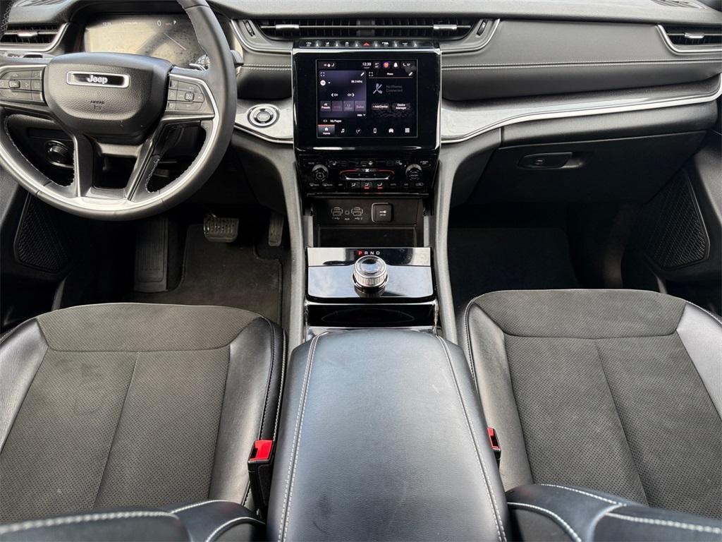 used 2025 Jeep Grand Cherokee car, priced at $35,599