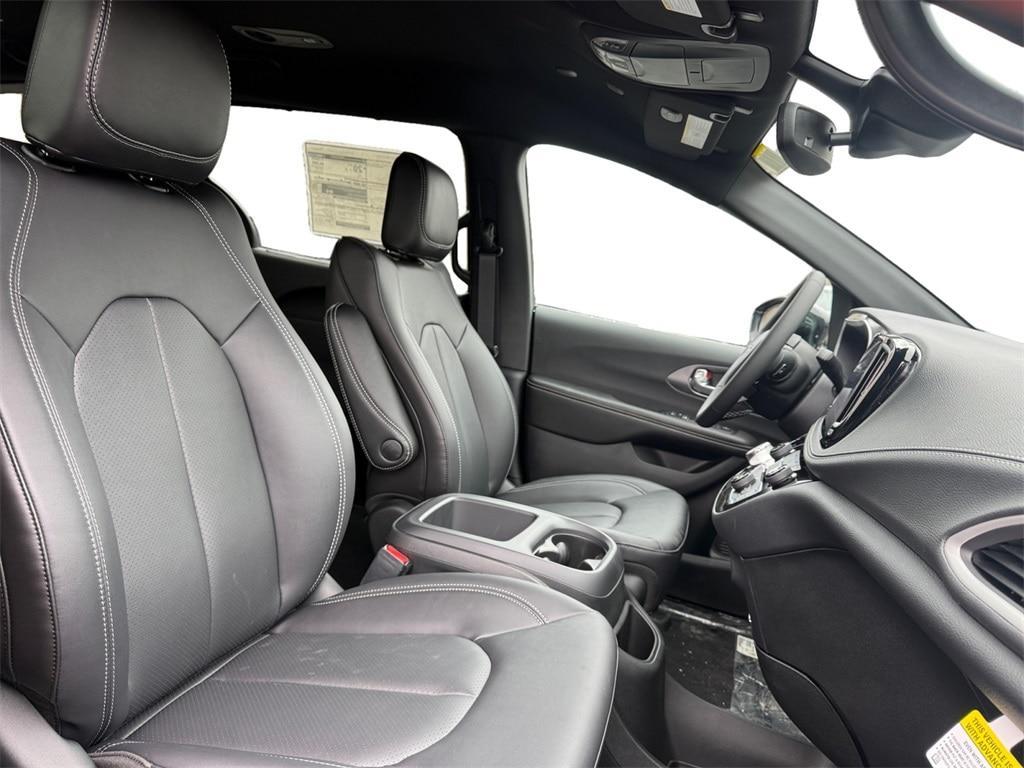 new 2026 Chrysler Pacifica car, priced at $50,010