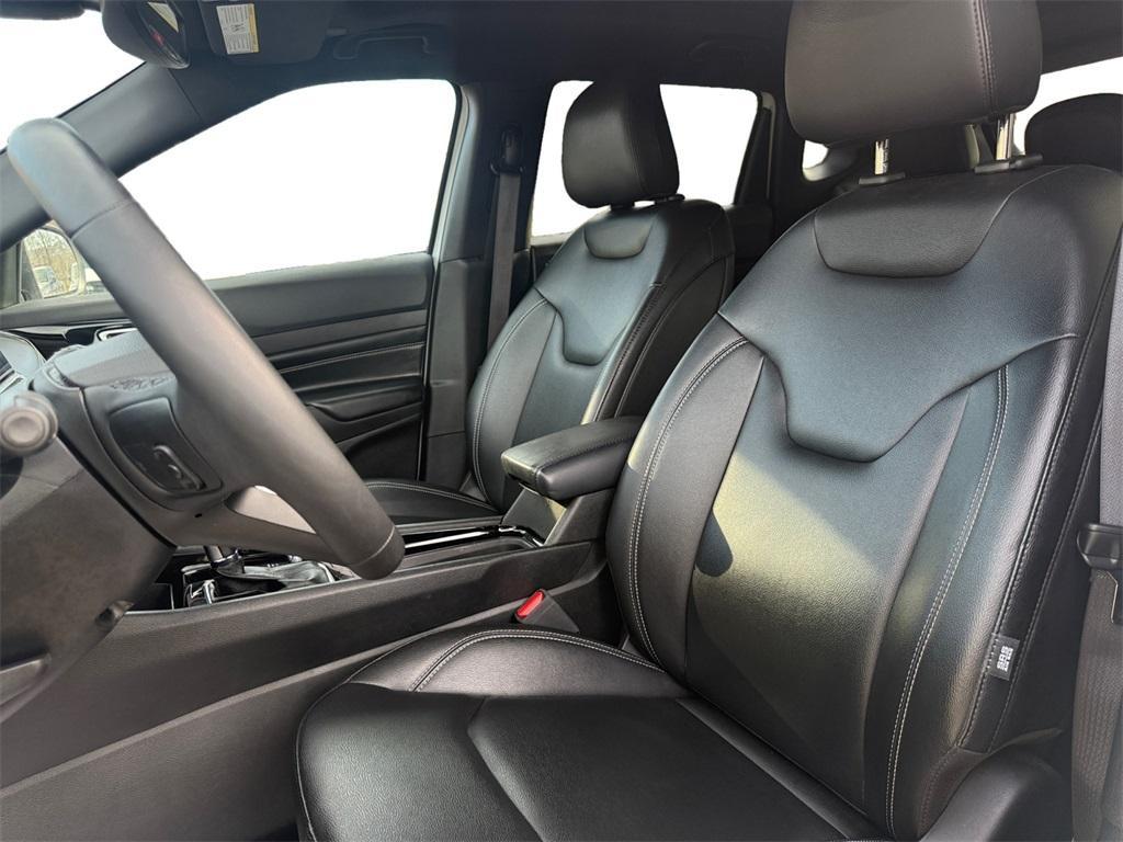 used 2024 Jeep Compass car, priced at $25,899