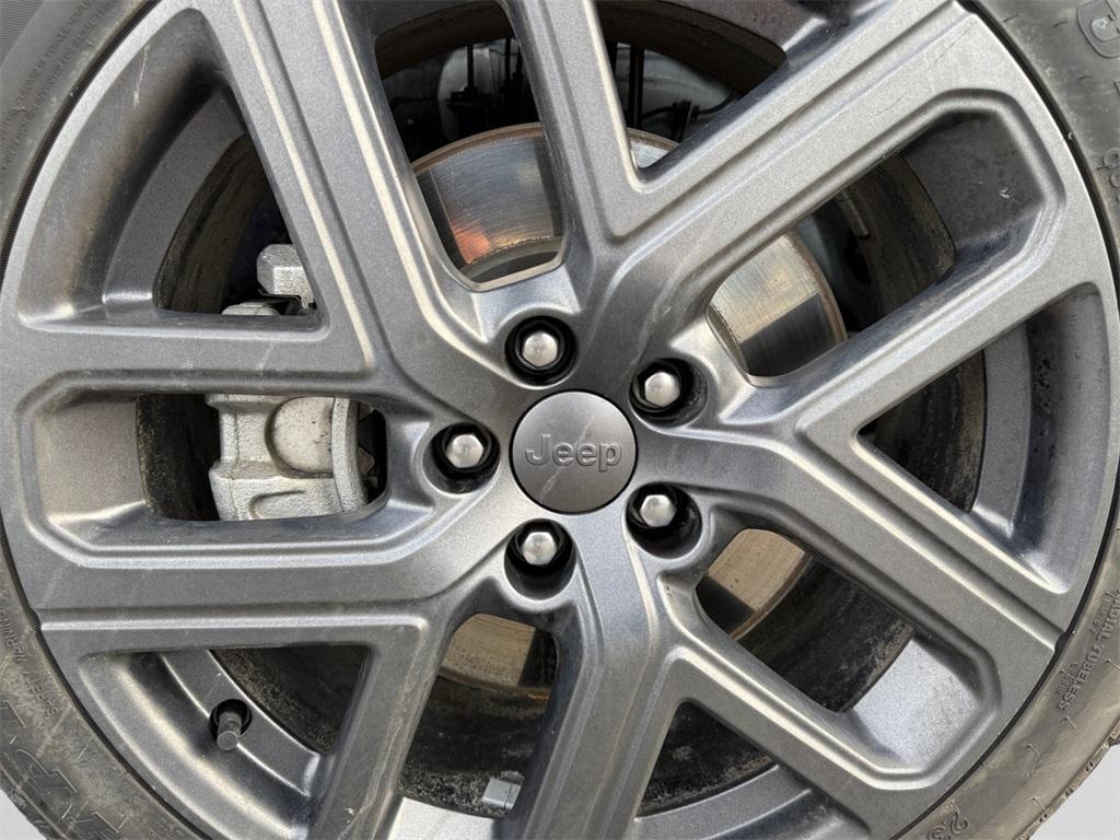 used 2024 Jeep Compass car, priced at $25,899