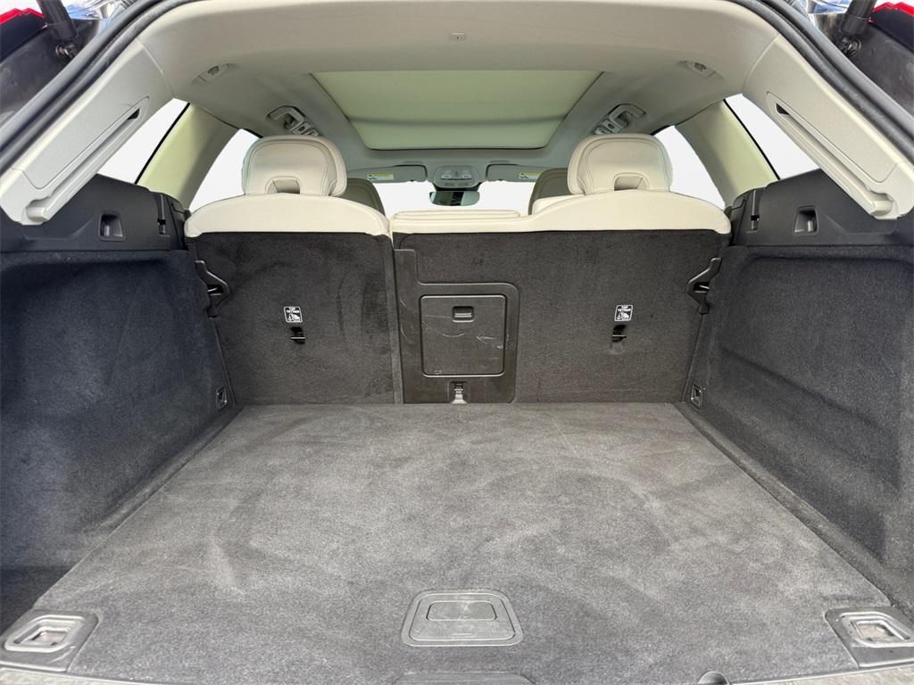used 2023 Volvo XC60 car, priced at $23,249