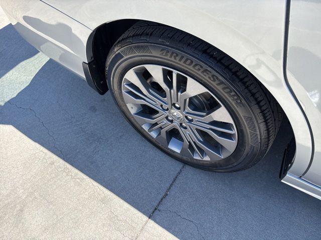 used 2025 Honda Odyssey car, priced at $42,000