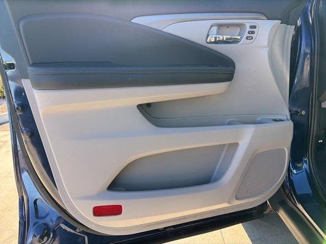 used 2023 Honda Ridgeline car, priced at $32,000