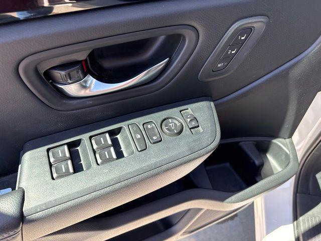 used 2023 Honda Pilot car, priced at $43,997